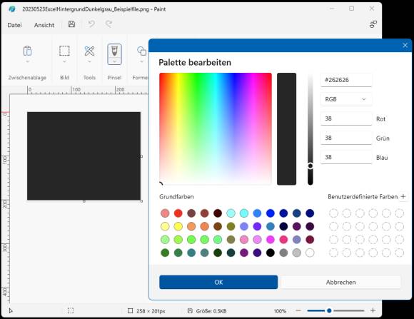 In Paint haben wir ein fast schwarzes, ausgefülltes Rechteck gezeichnet