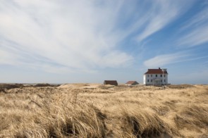 Bauernhof auf dem flachen Land